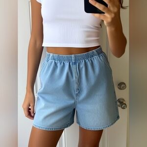 Women's Chic Pull Up Shorts